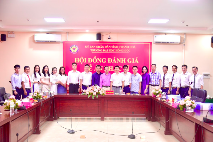 Học viên cao học chuyên ngành Phương pháp Toán sơ cấp khóa 2022 -2024 bảo vệ thành công đề án thạc sĩ